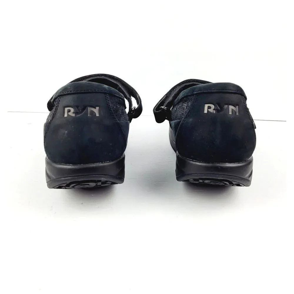 Ryn Women's Cindy Mary‎ Jane Walking Shoe - Size 8